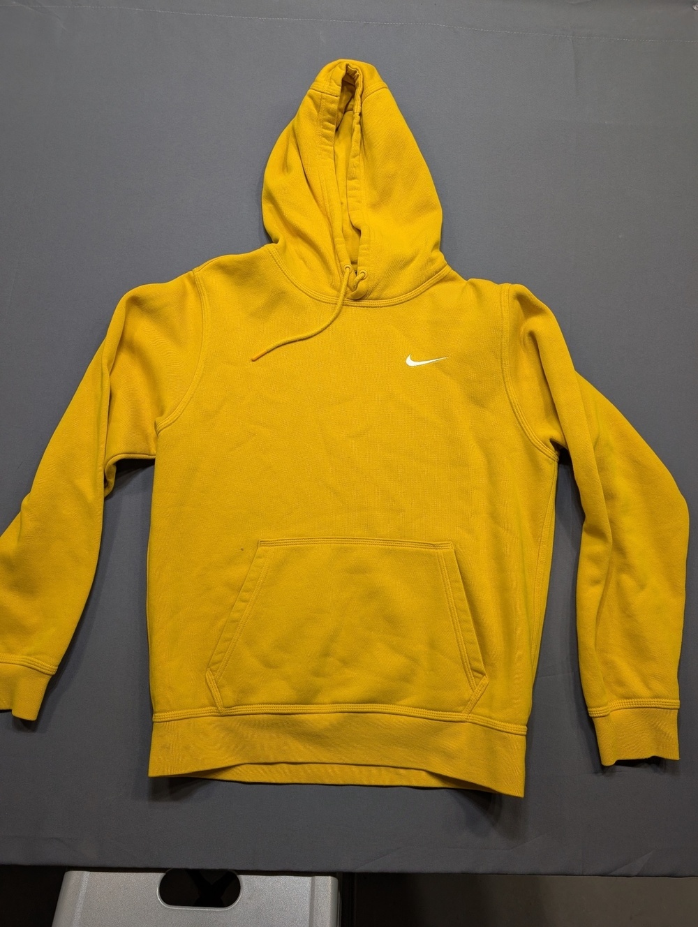 Nike Sportswear Pullover Hoodie Sweatshirt Yellow Mustard Size S